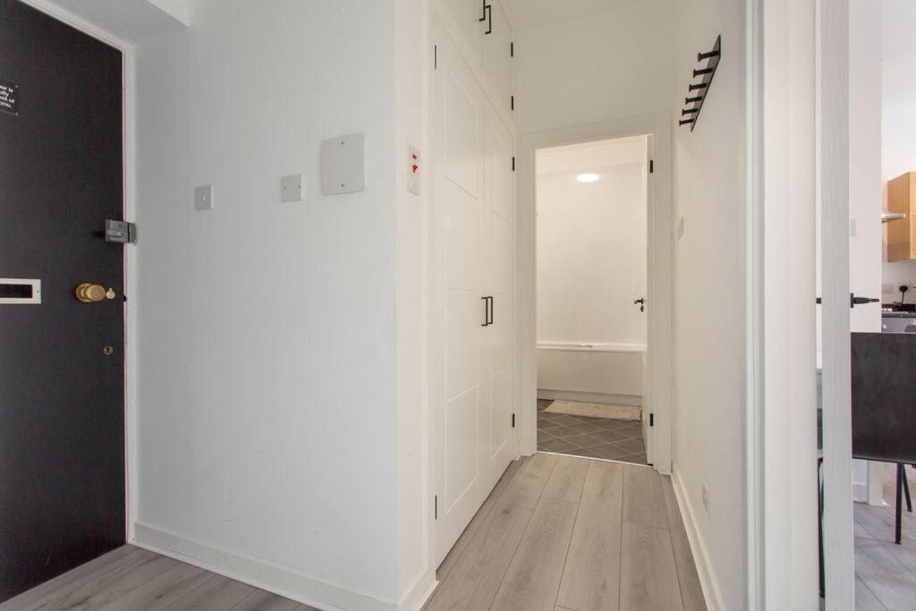 Modern & Bright 1 Bed For 4 Close To City Centre! Edimburgo Exterior foto