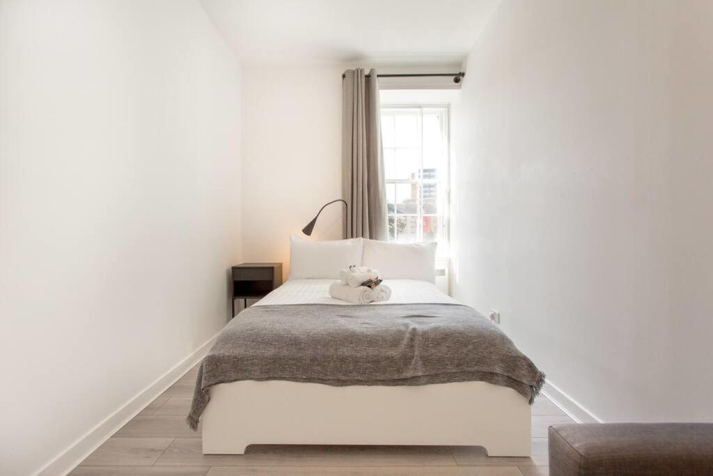 Modern & Bright 1 Bed For 4 Close To City Centre! Edimburgo Exterior foto